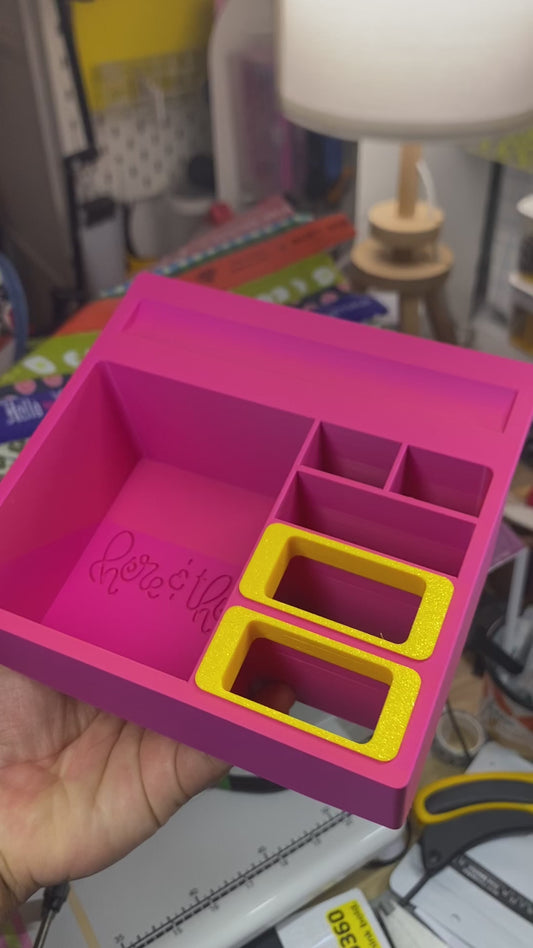 Here & There Sewing Ledge – Grapefruit (Pink/Orange)